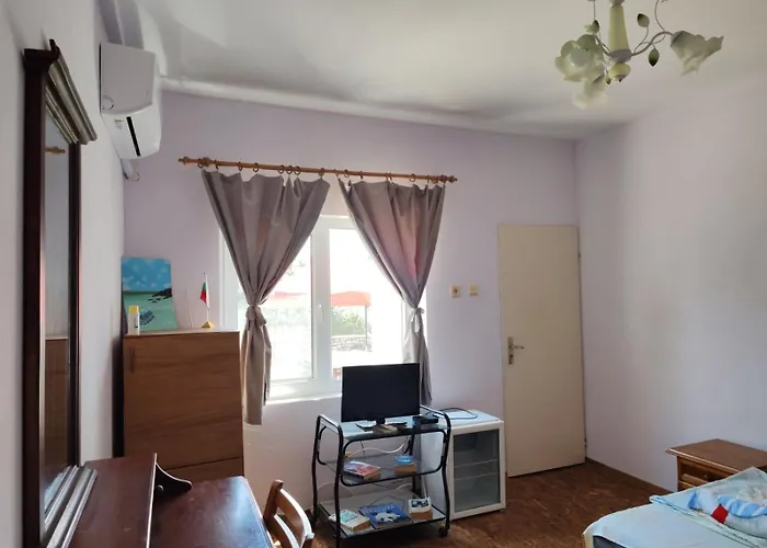 Casa de hóspedes Mimi 3*